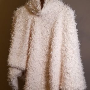 Express Sherpa Poncho